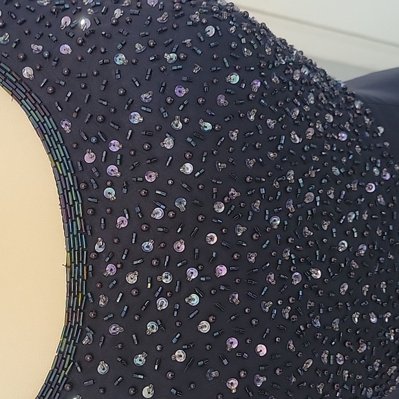 Elegant Cire Navy Blue Evening Gown - Picture 3 of 7